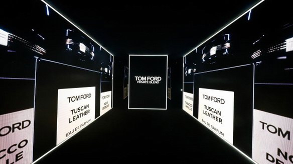 告別街香很簡單！快跟著明星入手TOM FORD私人調(diào)配香水！ 
