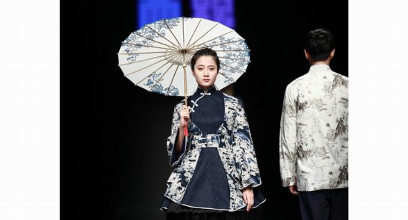 藝創華裳，追逐夢想—— 萬向學子登入2018AW杭州國際時尚周