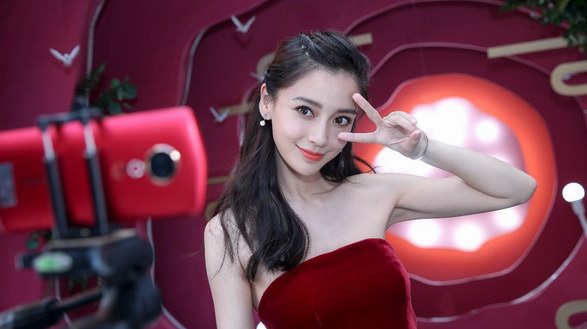 美圖T9發(fā)布會落幕頤和園 奚夢瑤等到場共同見證古典與科技碰撞之美