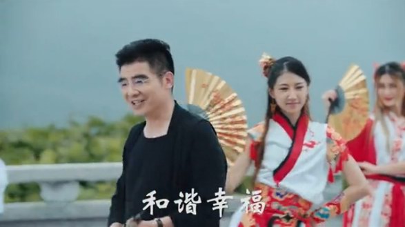 全國道德模范陳光標創作新曲為家鄉泗洪鼓與呼