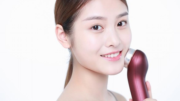松下X系列美容儀解鎖控齡肌密：無畏年齡、直面人生