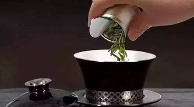 小罐茶“智商稅”今天你交了嗎?？“爆款之父”杜國楹遭質疑 