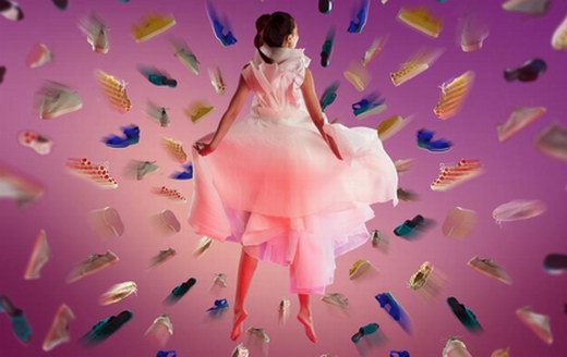 achette與法國藝術家2019跨界合作，創意攝影Happy Shoes Year