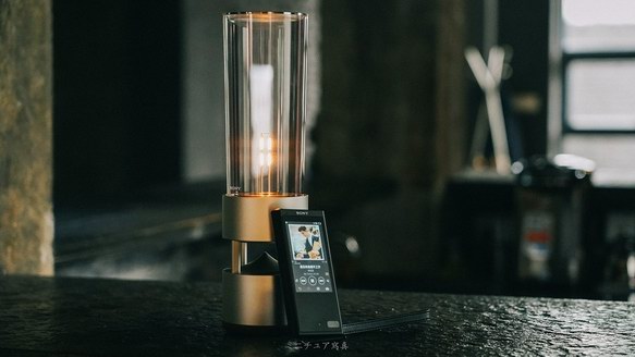 索尼晶雅音管LSPX-S1 體驗(yàn)：用 5000 塊的床頭燈聽(tīng)歌，是一種怎樣的體驗(yàn)？ 