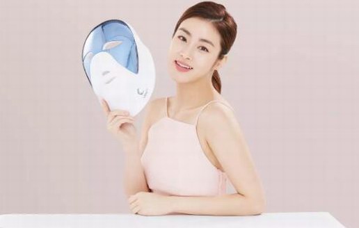 CELLRETURN LED面膜儀 & 三星電子強強聯合