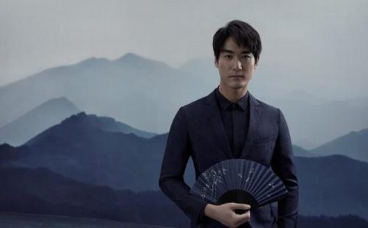 卡爾丹頓，俘獲英國安德魯王子的中國式優雅！