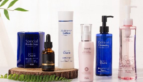 Cure讓你的美由內(nèi)而外，與生俱來！