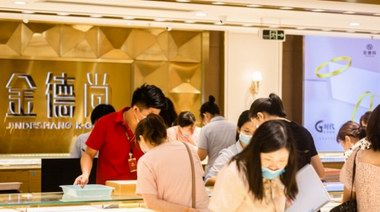 從德誠集團(tuán)秋冬訂貨會火爆情況，看戰(zhàn)略轉(zhuǎn)型背后的秘密