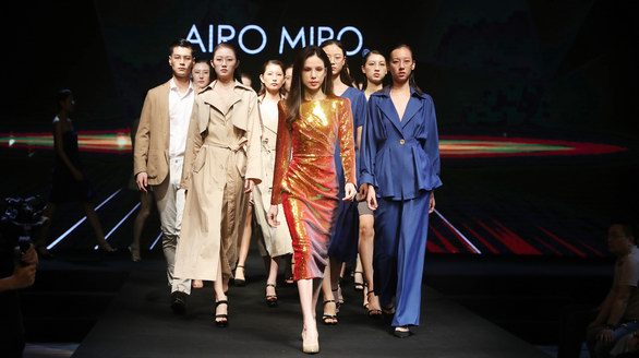 AIRO MIRO艾覓眼鏡攜手李若彤，開啟YES I AM覓鏡之旅