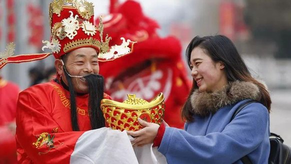 農(nóng)歷正月大年初二迎財(cái)神，今天你“請(qǐng)”財(cái)神了嗎？