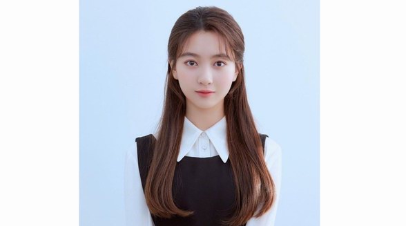 《7號(hào)房的禮物》小女孩近照曝光：葛素媛漂亮靈動(dòng)，好仙！