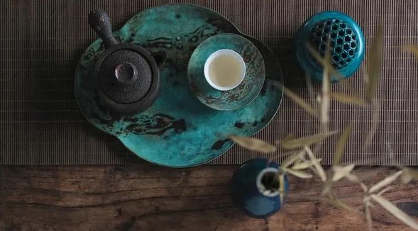 茶韻：書如香色倦猶愛，茶似苦言終有情 