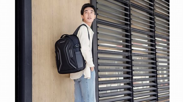 潮酷商務出行，Wenger威戈推出瑞士經典系列Function X雙肩背包