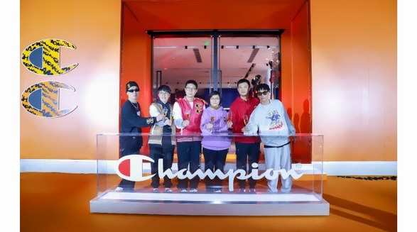 Champion深圳官方旗艦店盛大開業(yè) ，“好運(yùn)虎虎來(lái)”派對(duì)開啟新年打卡新地標(biāo)！