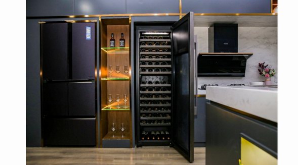 四國合力！為中國家庭建起“客廳酒窖”