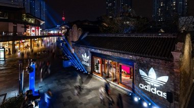adidas Originals全球首家定制三葉草旗艦店于成都遠洋太古里開業，禪院新生詮釋潮流內核