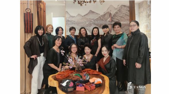 巴黎品質著裝風向標——養人的莨衣|梁子應邀出席分享可持續時尚之個性美