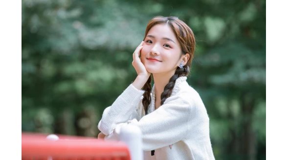 湯臣倍健膠原蛋白粉，撥慢時光，“嘭”活少女肌
