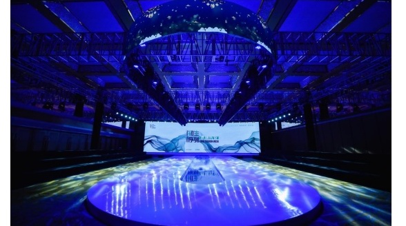 向世界傳播古都新時尚！2022藝鑫時裝周巡回秀場西安站圓滿收官