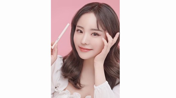TLTC打造秋冬氛圍感眼妝 干凈自然無暈染很關鍵！