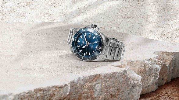 LONGINES浪琴表康卡斯潛水系列再添新作：全新設計，搭載專屬GMT機芯 