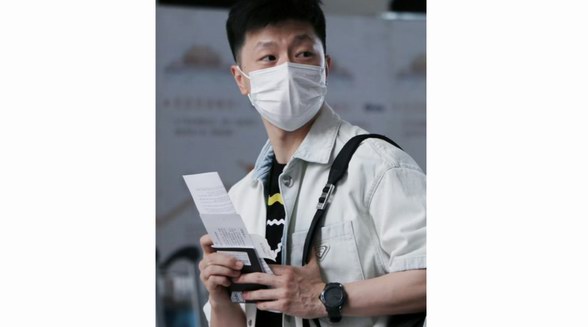 歐米茄海馬墨黑腕表陪伴馬龍出發韓國參加亞洲錦標賽
