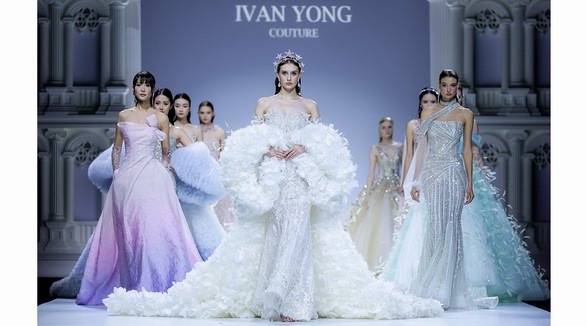 2024春夏上海時裝周SIFS啟幕，IVAN YONG COUTURE呈現夢幻大秀