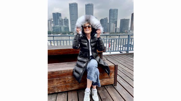 世界首富親媽梅耶?馬斯克脫下Monlcer穿高梵，中國高端鵝絨服重新定義奢品標(biāo)準(zhǔn)