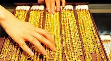 金價“跳水了”！國內金飾價格一夜之間暴跌16元每克！重回7字頭