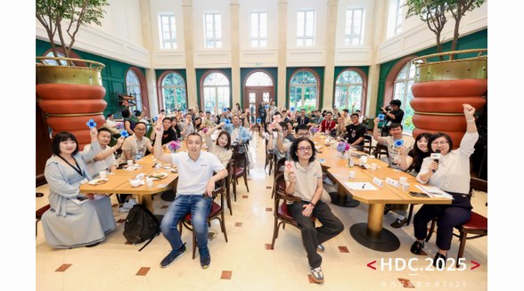 HDC早餐會熱騰開席：深挖生態(tài)商業(yè)潛力，800萬開發(fā)者共乘“鴻蒙快車”