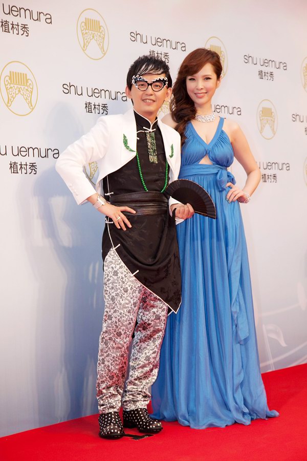 主持人黃子佼，星光大道上以Piaget Protocole XXL珠寶腕表與具有雙環設計的Possession鉆戒配搭