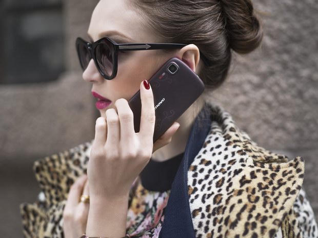 你的超完美閨蜜 聯想樂Phone A520女性智能手機