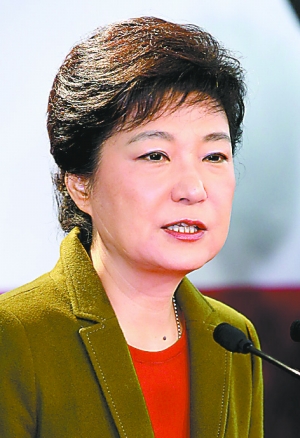 樸槿惠簡歷:韓國女總統樸槿惠資料圖片-家庭背景