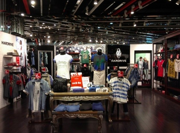 QHARDRIVE深圳NOVO店夏季潮品奪目登場 原創精神無處不在