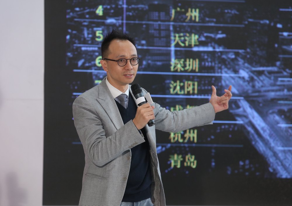 時尚傳媒集團出版副總裁瘦馬發布2012年中國20大城市時尚消費力榜單