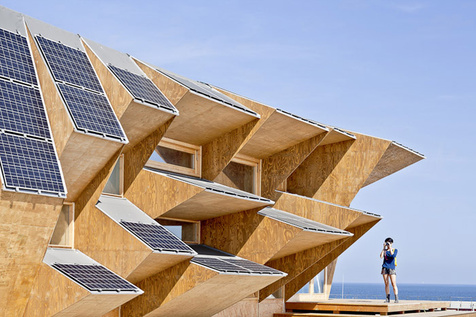 The Endesa Pavillion，2011年巴塞羅那智能城市大會中的控制室，這個房子不用電