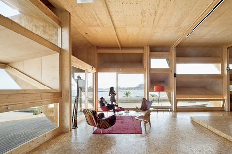 The Endesa Pavillion，2011年巴塞羅那智能城市大會中的控制室，這個房子不用電