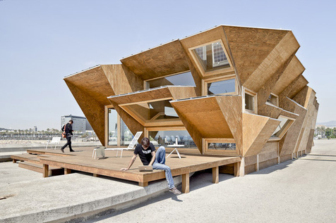 The Endesa Pavillion，2011年巴塞羅那智能城市大會中的控制室， 這個房子不用電