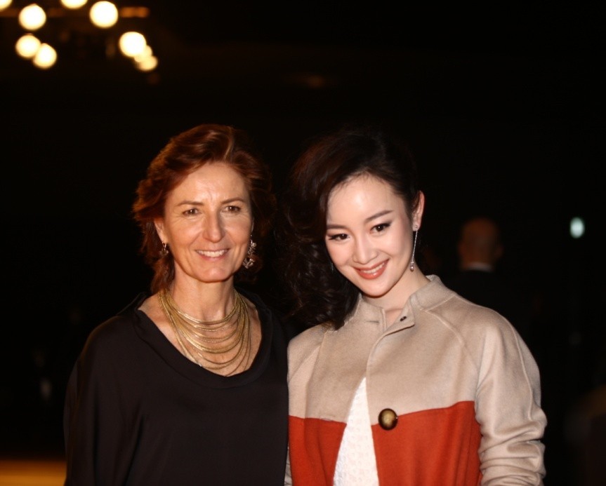 張檬與杰尼亞第四代家族傳人及杰尼亞集團主席Paolo Zegna 先生合影，恭喜時裝秀的圓滿發(fā)布