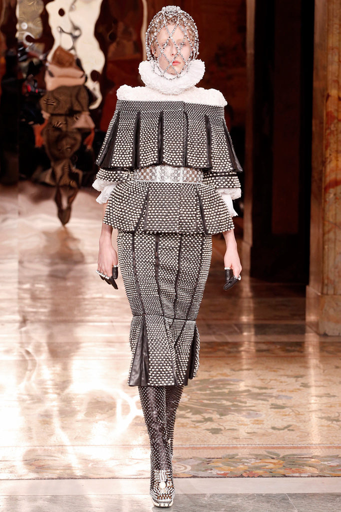 Alexander McQueen 2013秋冬流行發布