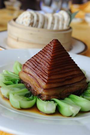 蘇幫菜“精、細、雅、潔”的特點