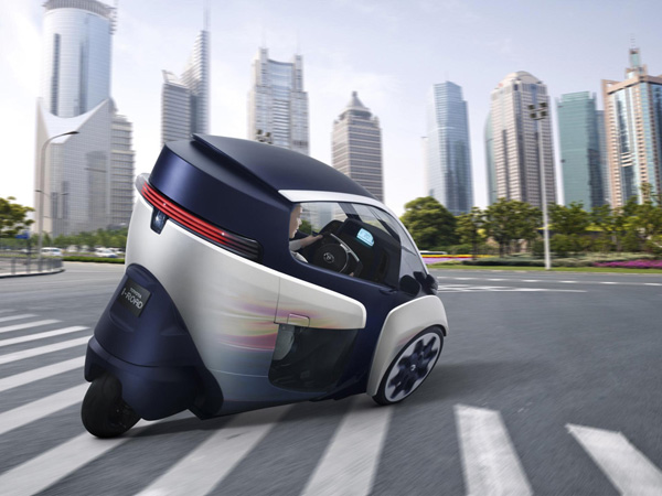 Toyota（豐田）推出「i-Road」三輪電動(dòng)概念車