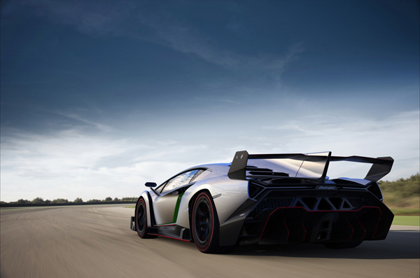 蘭博基尼發布「Veneno 」超級跑車官方圖片