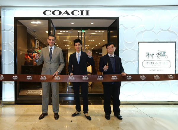 王力宏現身COACH 南京德基廣場新店開幕